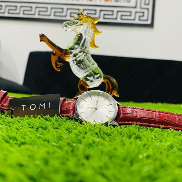 TOMI T-045 women Watch Date Day Quartz Leather Straps