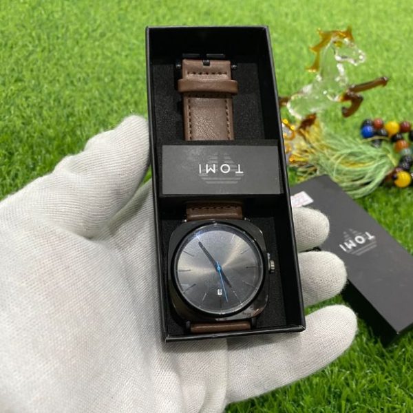 TOMI T-093 Men’s Wrist Watch Square Dial