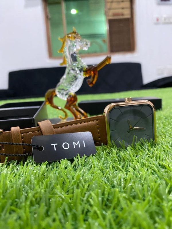 TOMI T-084 Men’s Watch Quartz Date Leather Strap